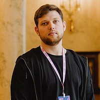 Илья Парахневич
